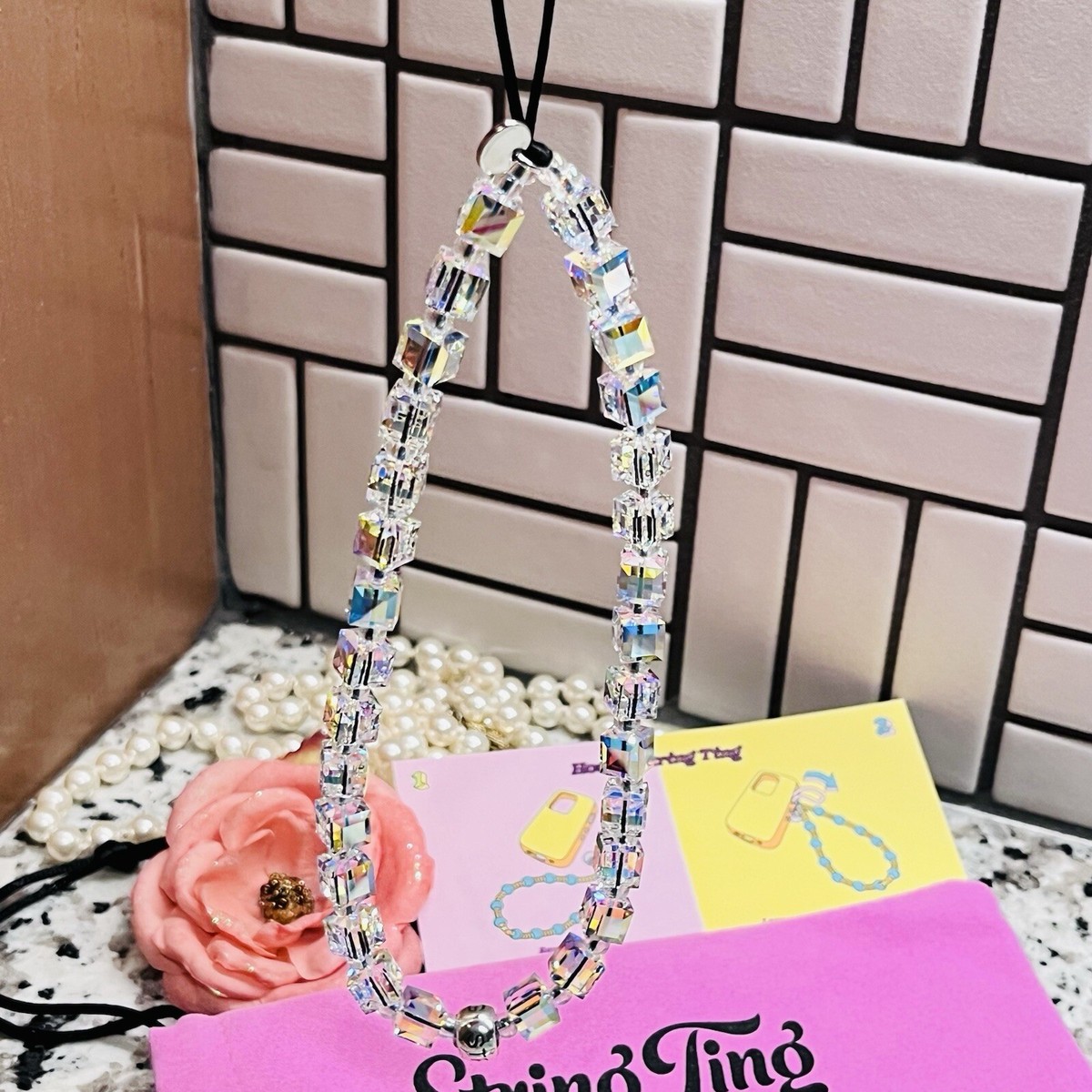 スマホアクセサリー StringTing Drip Ting Crystal Wristlet String
