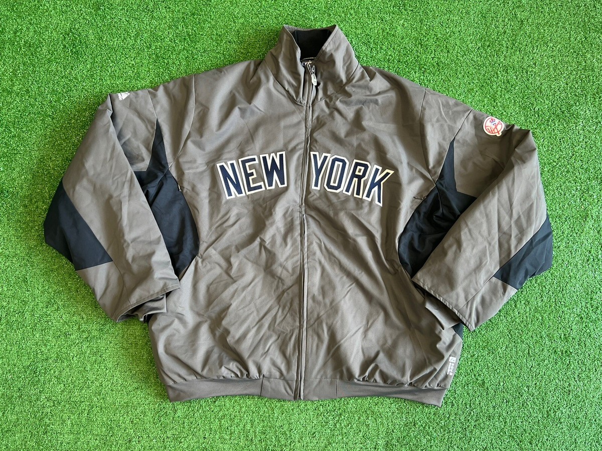 New York Yankees Authentic Majestic Therma Base Grey Dugout Jacket