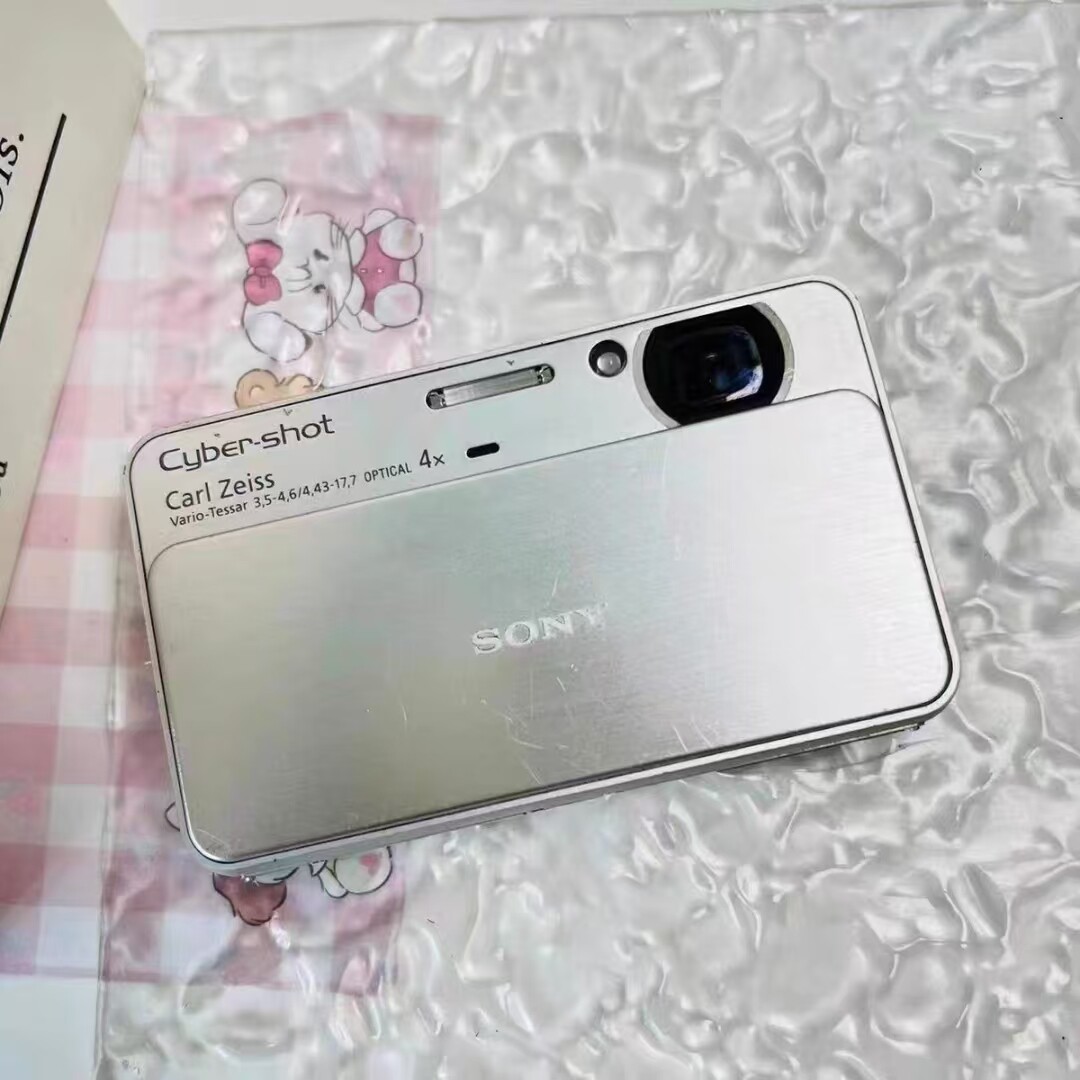 SONY Cyber Shot DSC-T99 CCD 14.1MP 4x Optical Zoom Digital Camera