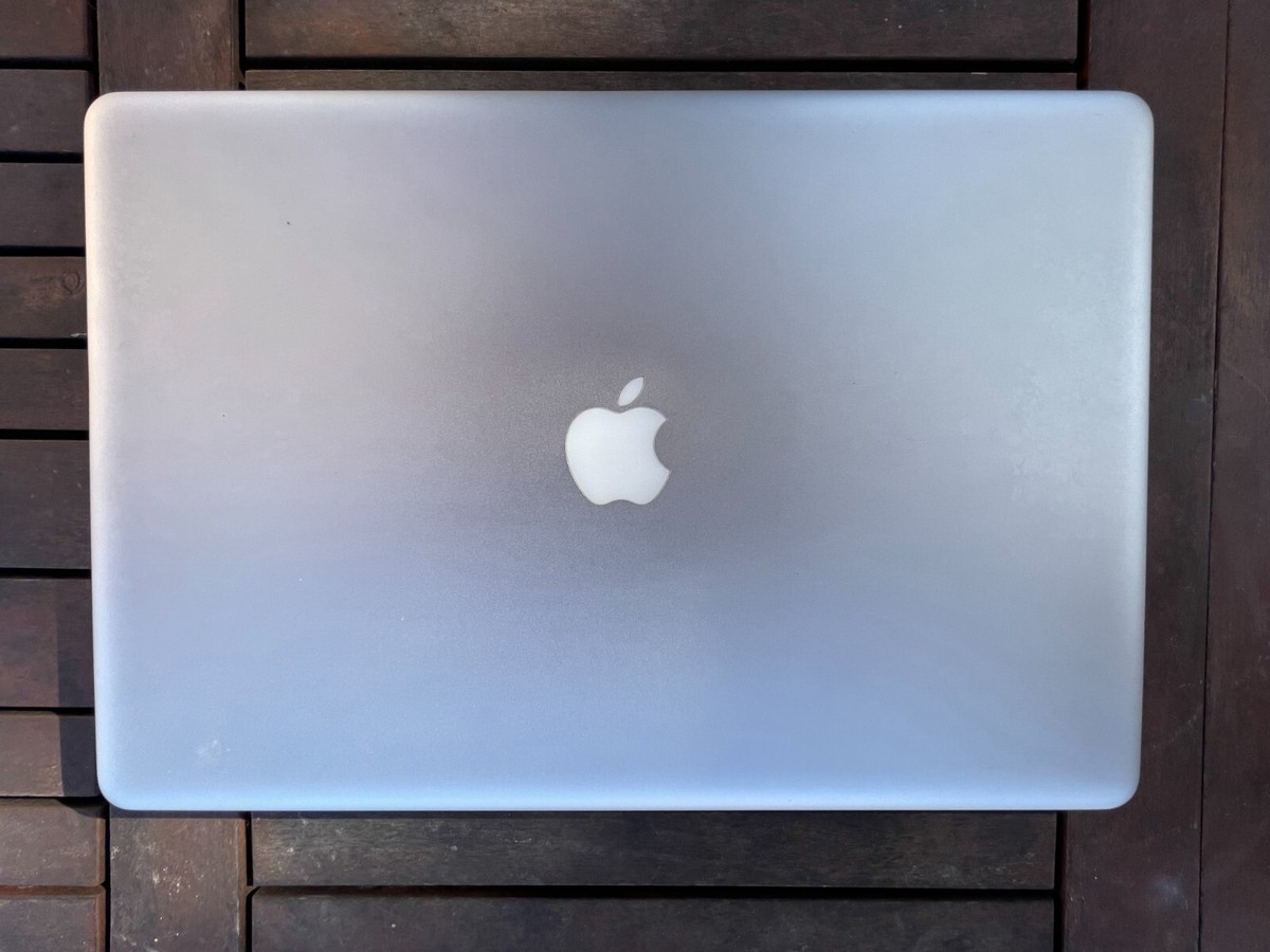 MacBook Pro 17