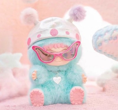 Wakuku Fuzzy Trendy Fun Party Series Super Future(Secret) Box