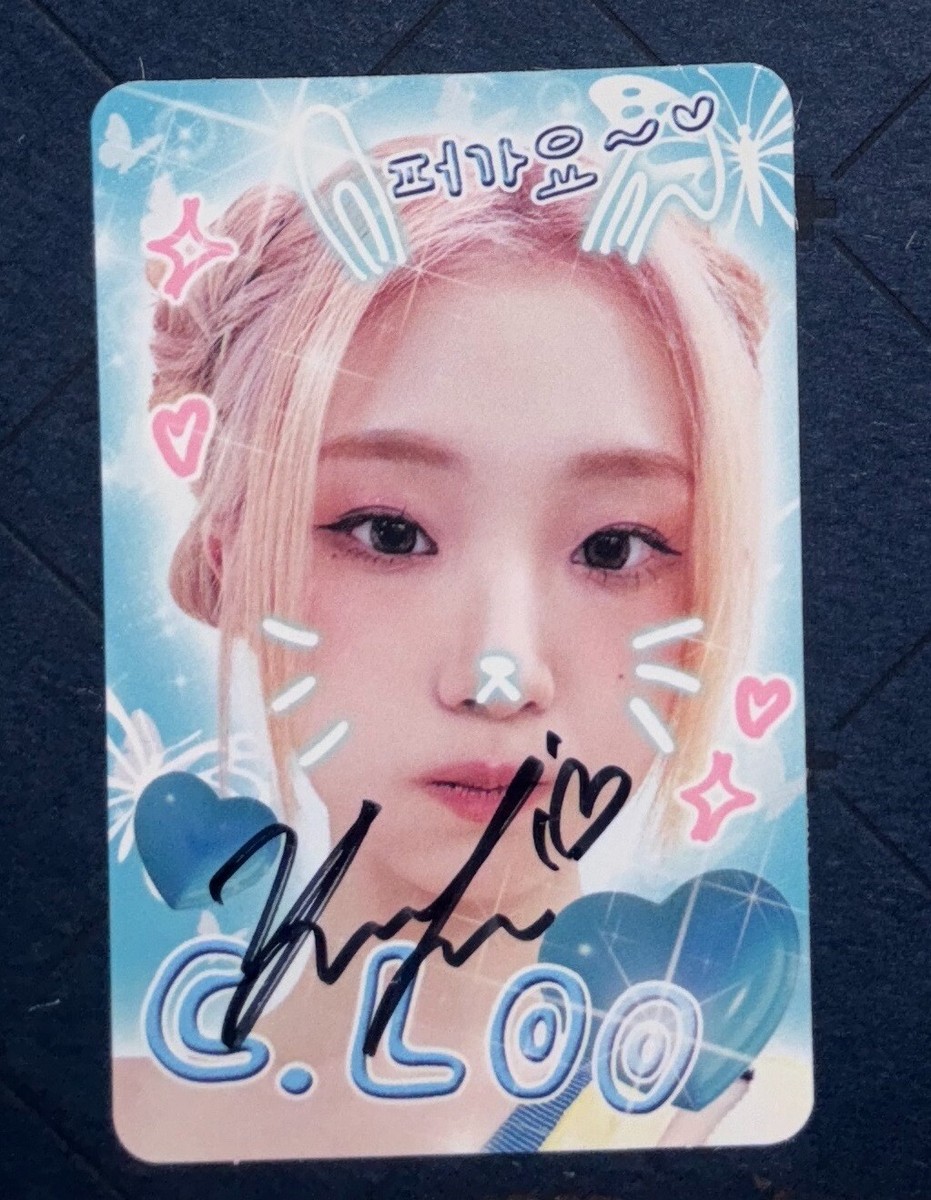 LOOSSEMBLE [One of a Kind] YEOJIN Autographed Signed Photocard PC