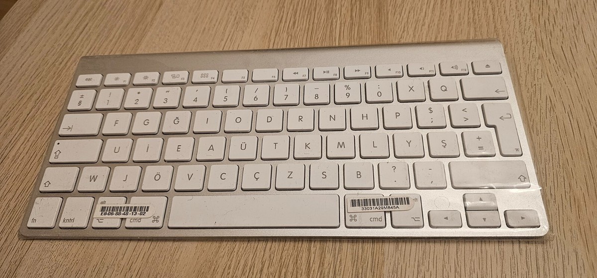 Apple Magic Keyboard A1314 Silver Turkey | eBay