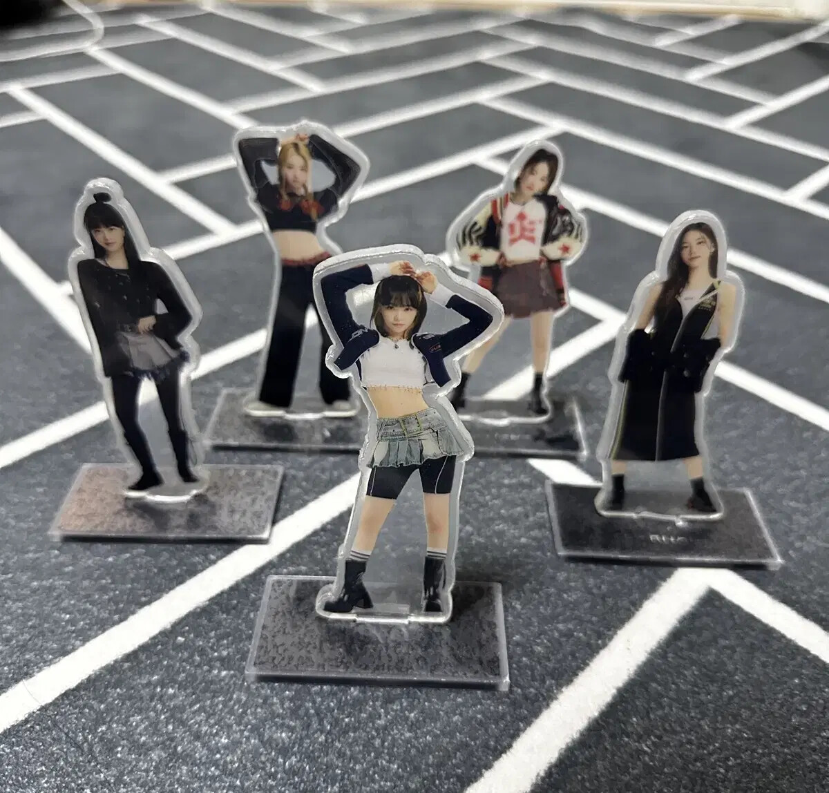 le sserafim fanmeeting Random Acrylic Stand Set Chaewon sakura