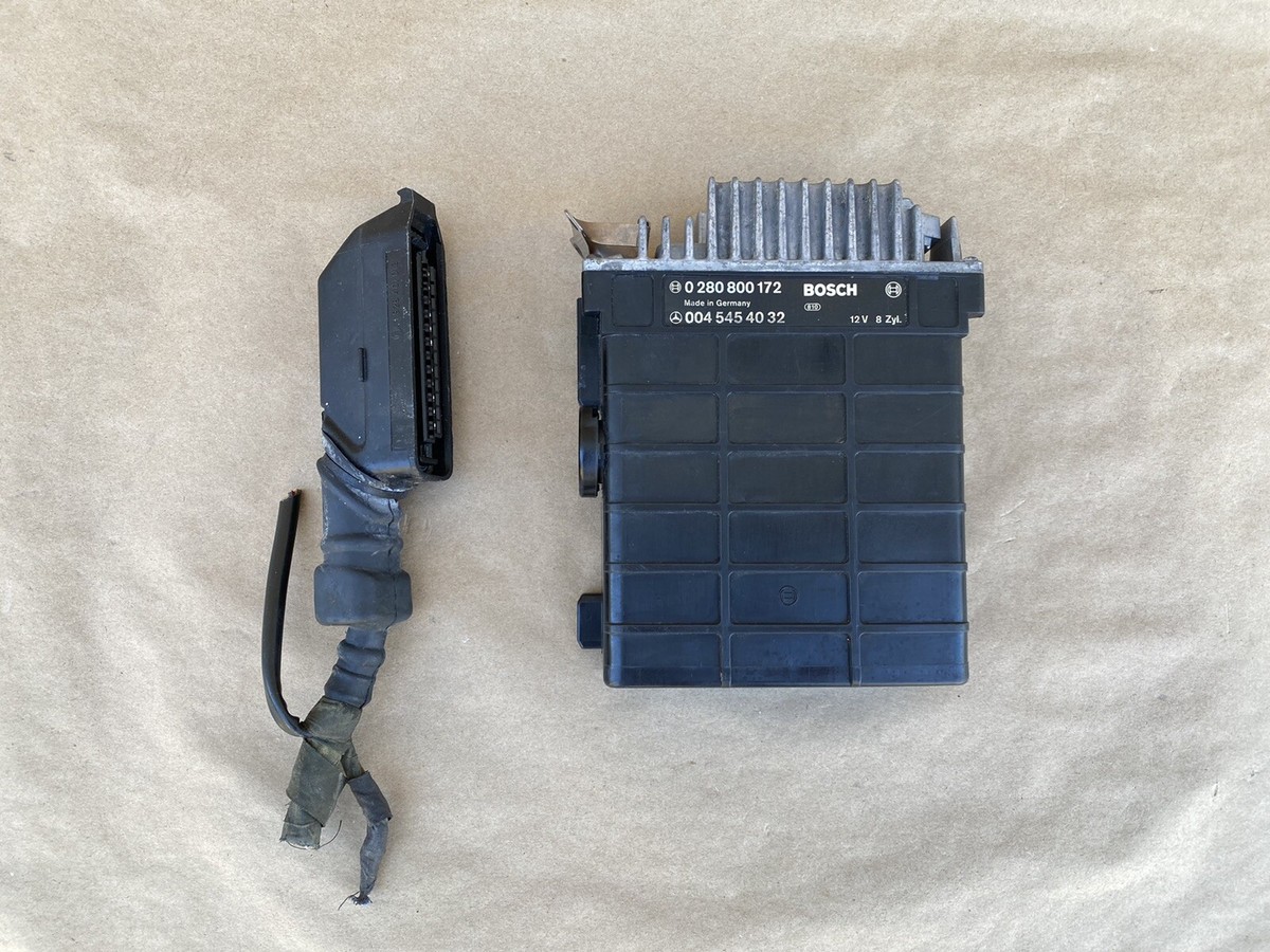 Mercedes W126 R107 560SEL 560SEC 560SL Bosch engine Control Unit