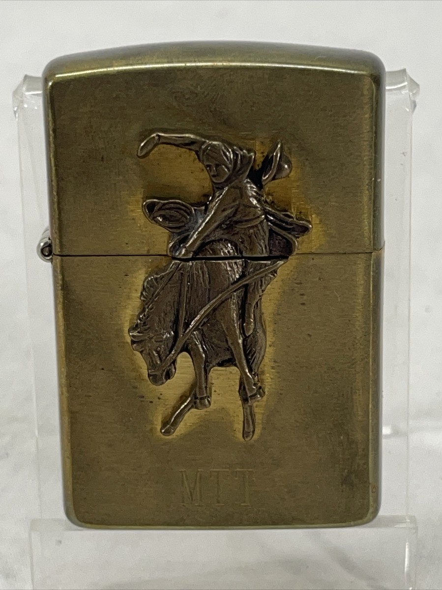 VINTAGE SOLID BRASS MARLBORO WILD WEST ZIPPO PROMO LIGHTER