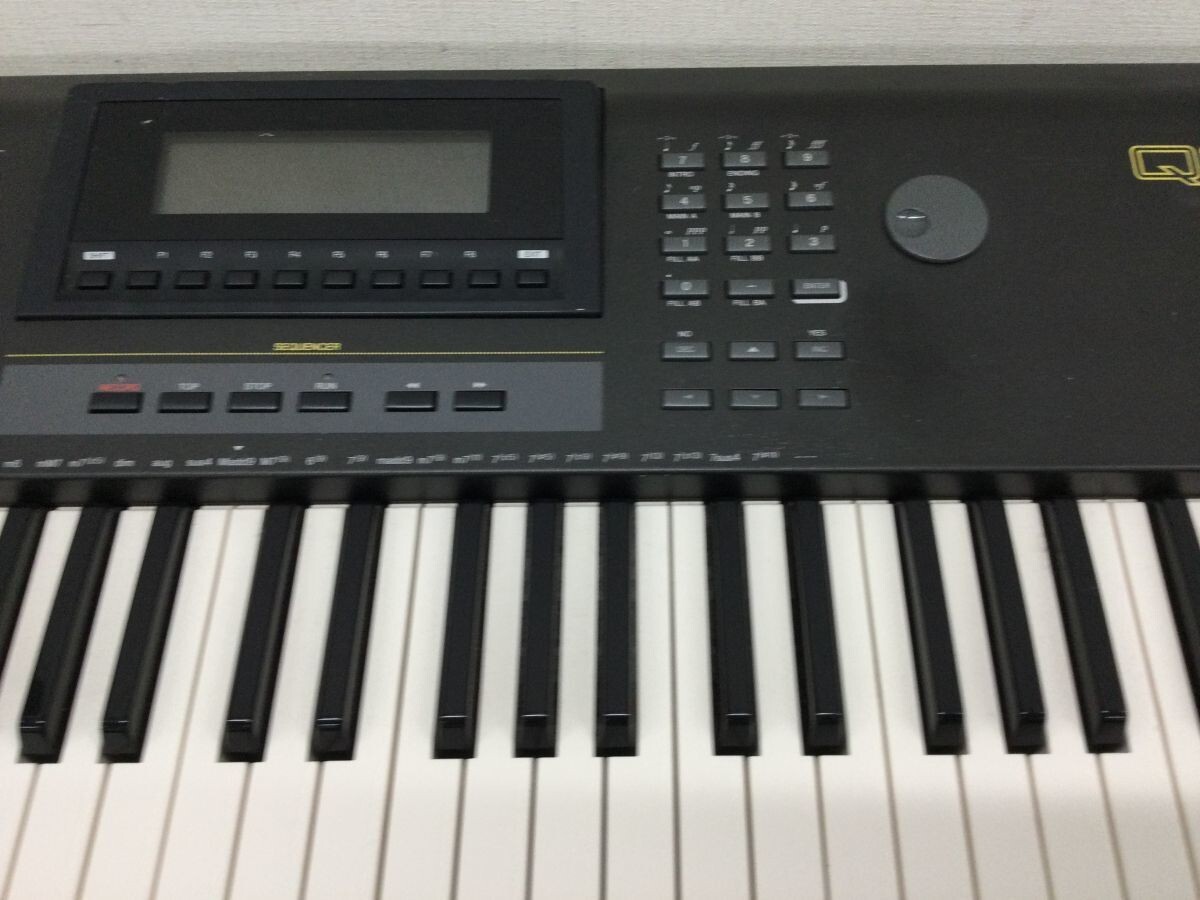 YAMAHA QS300 61 Key Keyboard Synthesizer Black Music Instruments