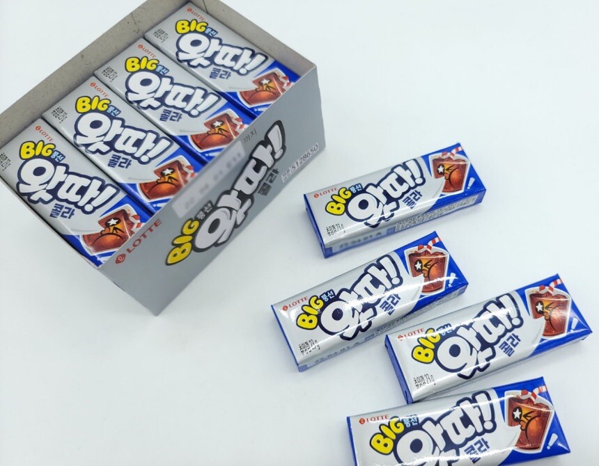 Watta Coke Bubble Gum LOTTE Big Size Korean Original Best Snack