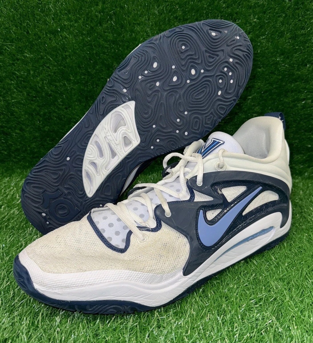 Nike KD 15 Villanova Wildcats Basketball White Blue Size 16 PE