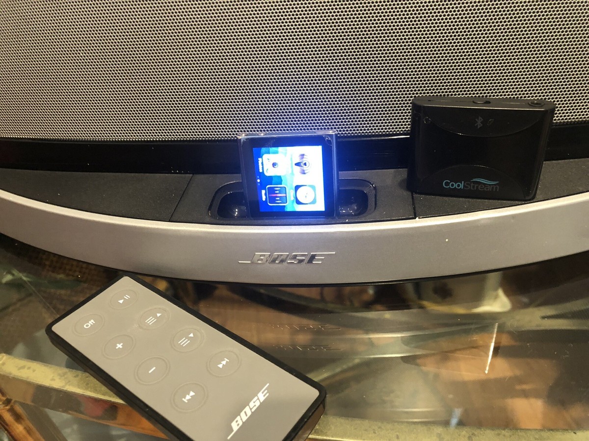 BOSE SoundDock 10 Speaker System For 30 Pin W Bluetooth Bose Sound