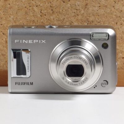 Fujifilm FinePix F31FD Silver Compact Digital Camera W/Box,AC