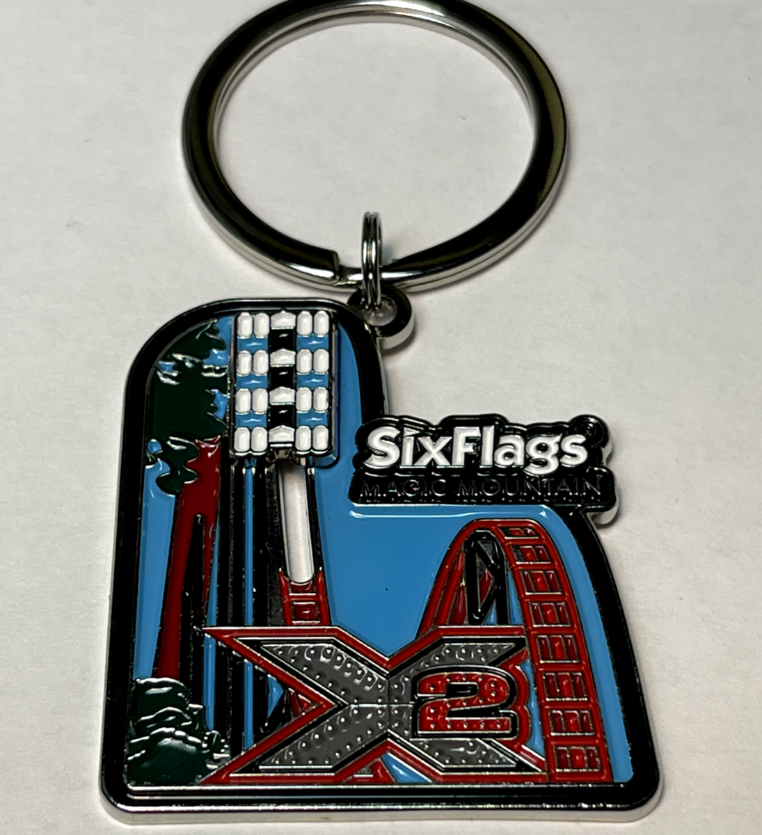 Six Flags Magic Mountain Moveable Coaster X2 Enamel Keychain New