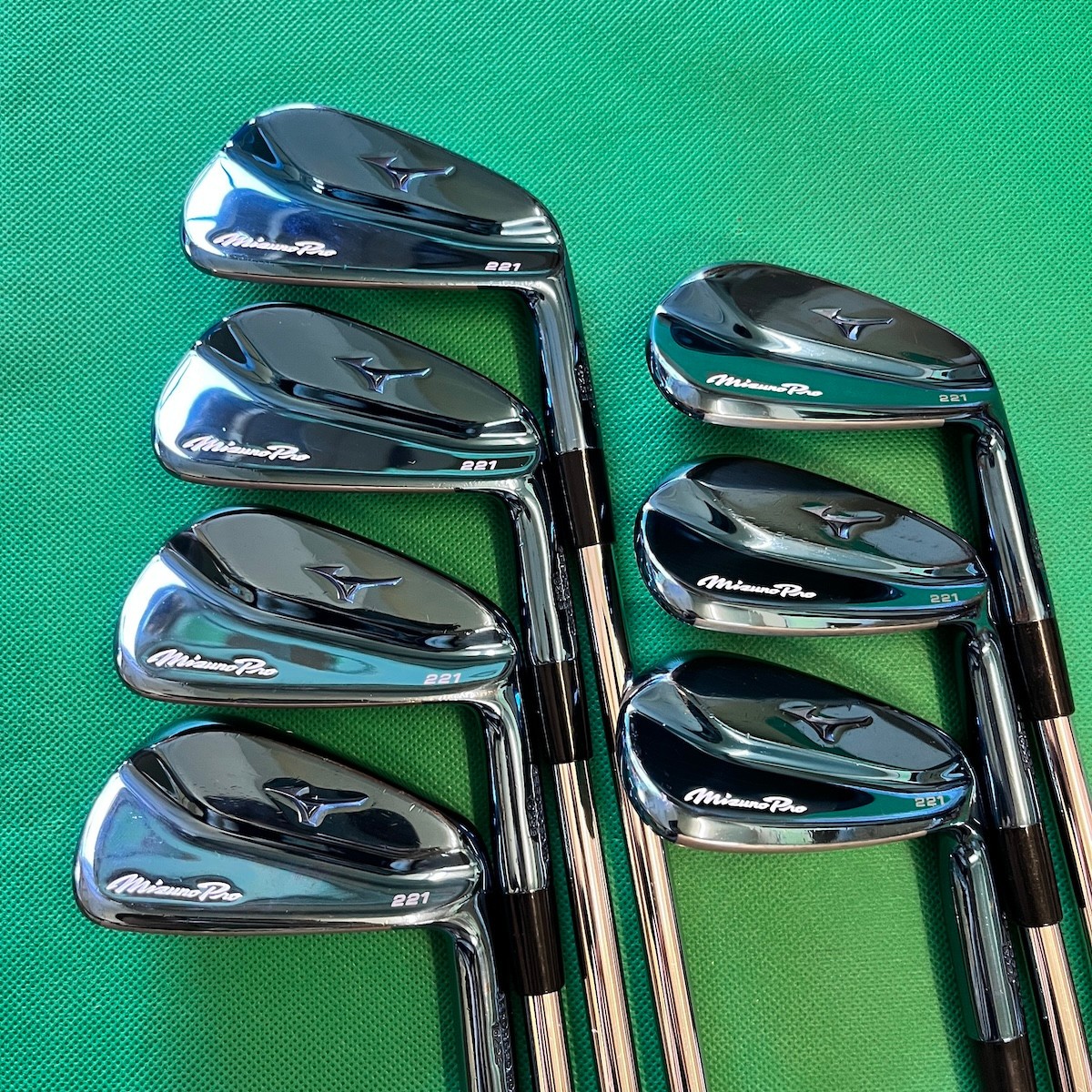 Mizuno Pro 221 Limited Blue Edition Iron Set 7pcs 4-Pw RH Flex