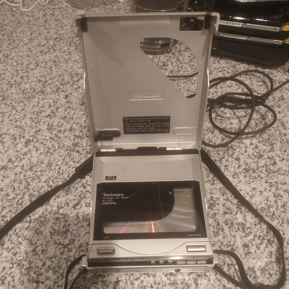 Technics Portable CD Player SL-XP7 with Case SH-CDB7 | eBay