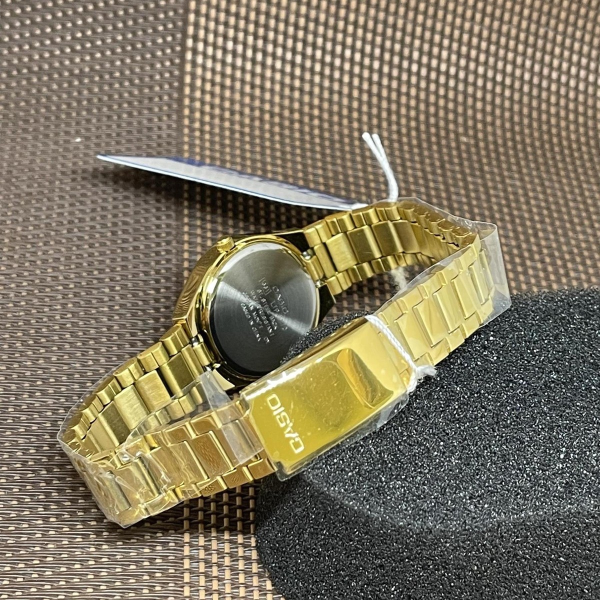 Casio LTP-1170N-7A White Analog Stainless Steel Date Quartz Ladies