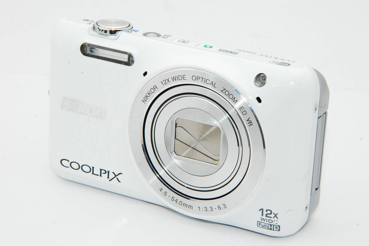 Nikon Coolpix S6600 Compact Digital Camera White 16MP 12 x Optical