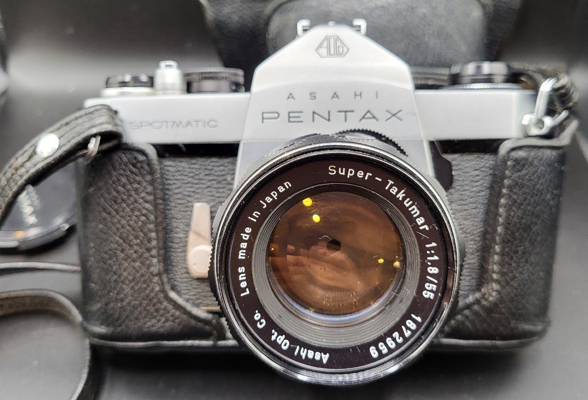 ASAHI PENTAX SPOTMATIC SP & Super Takumar 55mm F1.8 Film Camera