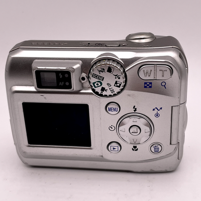 Nikon COOLPIX 3200 3.2MP Digital Camera – Silver – Does Not Turn