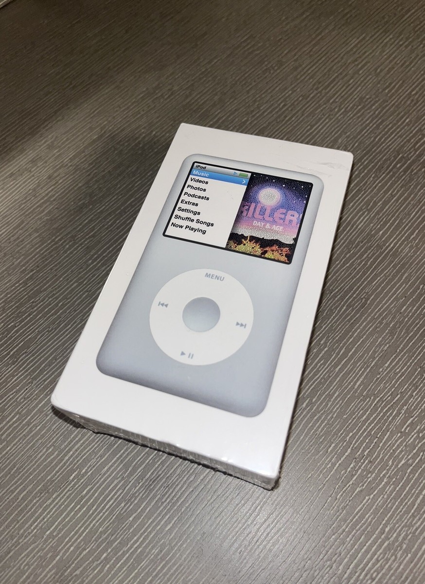 Apple iPod Classic 160GB | 7th Generation | Silver | 160GB | USB