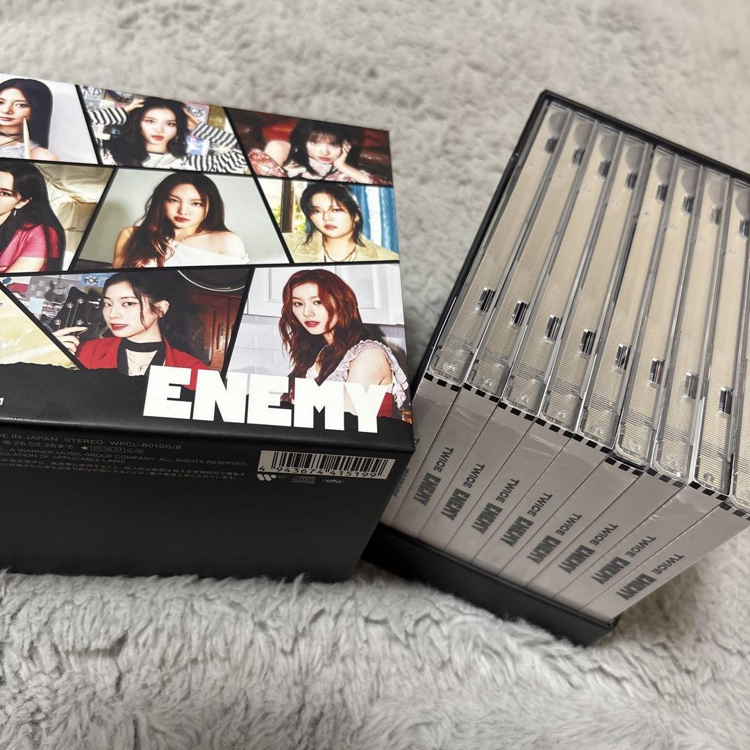 TWICE ENEMY 8th Collection BOX ステッカートレカ有 TWICE ENEMY 8th