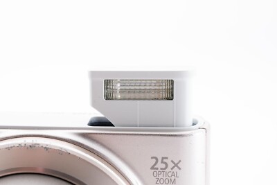 Canon PowerShot SX620 HS 20.2MP Digital Camera *Gold *good Working