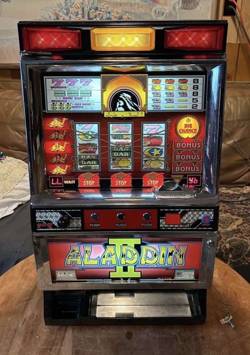 Vintage Aladdin 2 Token Slot Machine *UNTESTED* | eBay
