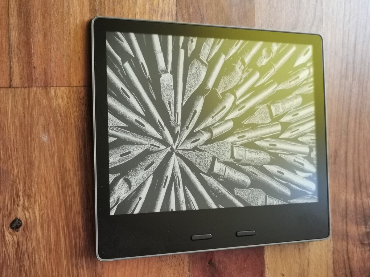 KindleOasis wifi+4G 32GB + カバー + マイクロusb