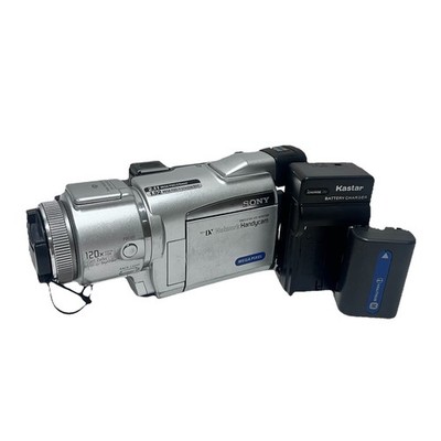 Sony DCR-TRV70 MiniDV Handycam Digital Video Camera Recorder