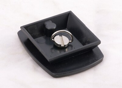 Quick Release Plate for Platinum Plus 5858DLX Tripod by Sunpak QR