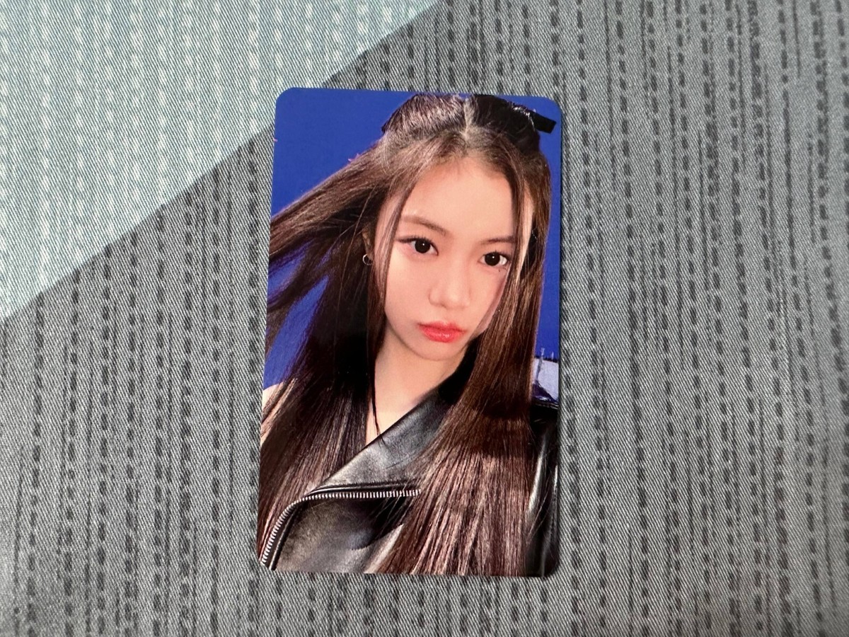 LE SSERAFIM OFFICIAL FEARLESS ALBUM SHOPEE TOU PHOTOCARD Sakura