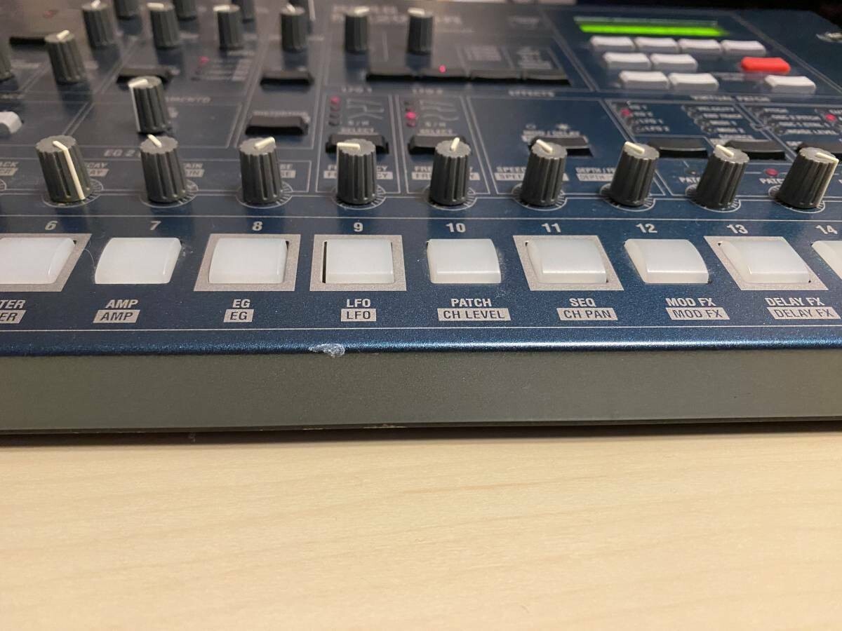 KORG MS2000R Rack Mount Analog Modeling Synthesizer MS-2000 W/AC