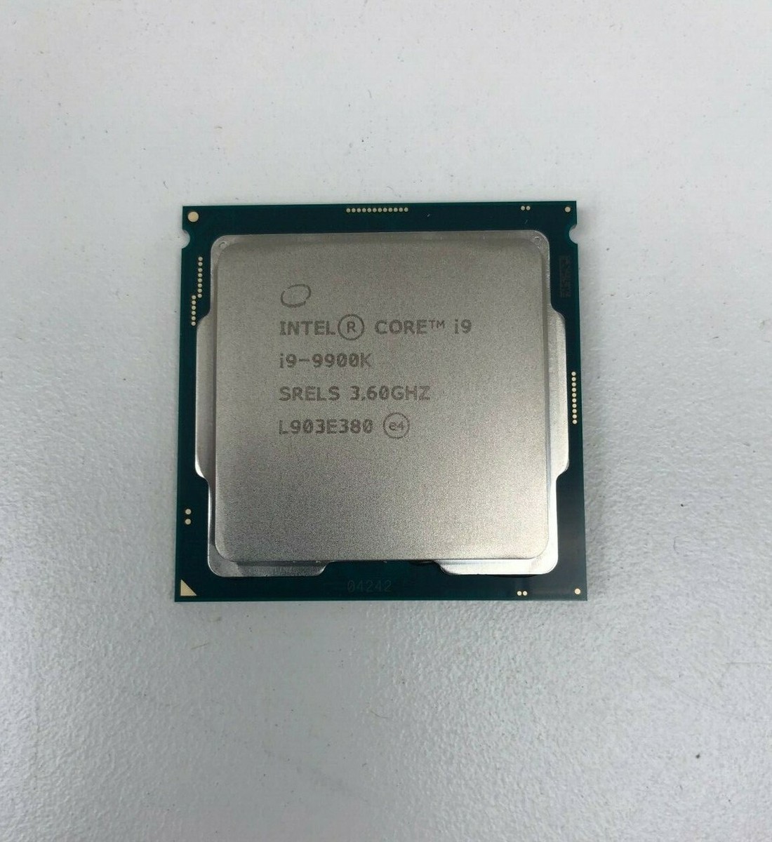 Intel Core i9-9900K Coffee Lake 8-Core, 16-Thread, 3.6 GHz (LGA