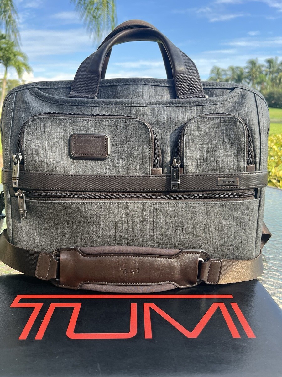 Tumi Alpha 2 T-Pass Medium Laptop Bag Briefcase Earl Gray-Brown