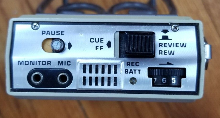 Olympus Pearlcorder-S Microcassette Recorder JIS UM- 3 Japan