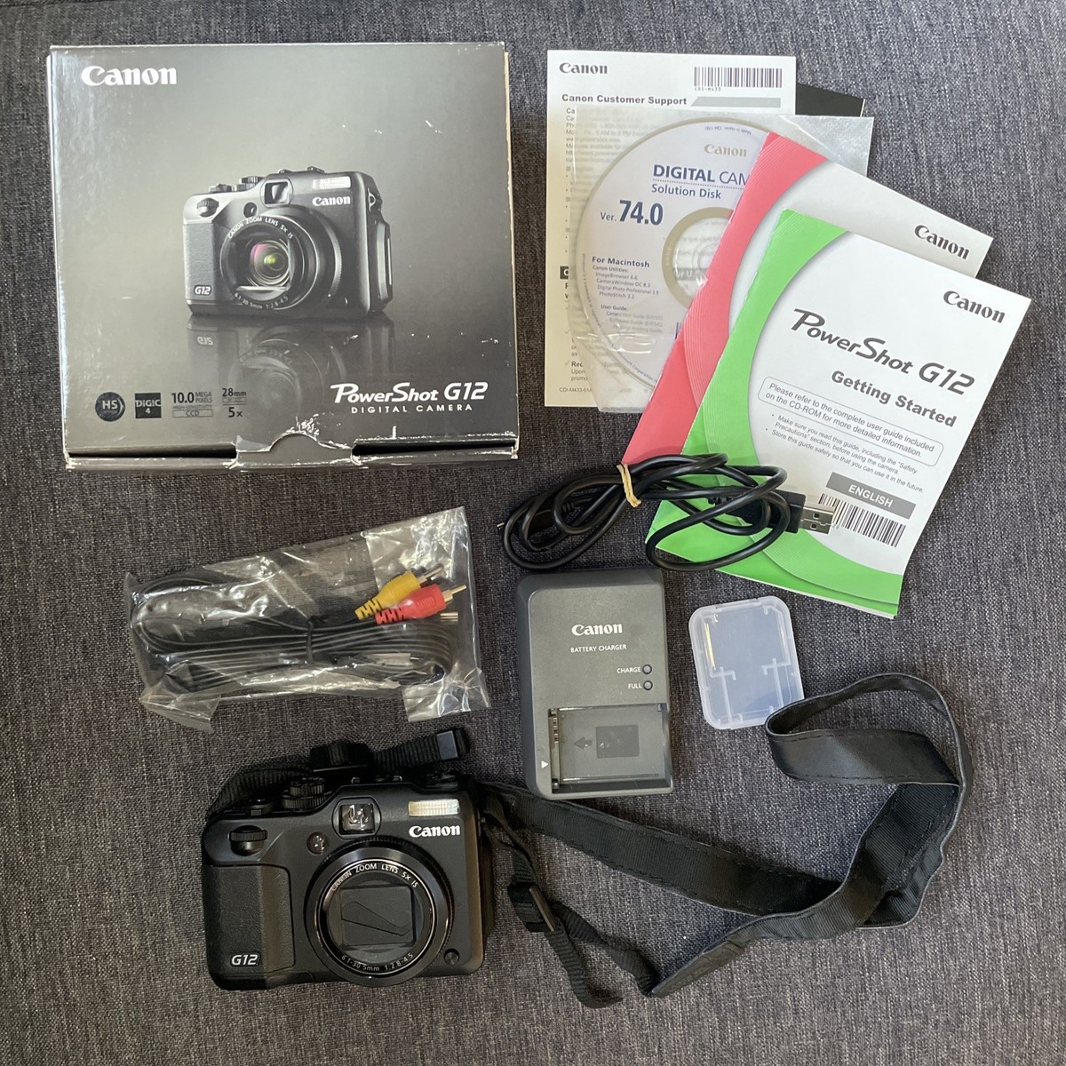 ⭐︎美品⭐︎ Canon G12 コンデジ 2バッテリー ストラップ 充電器付き