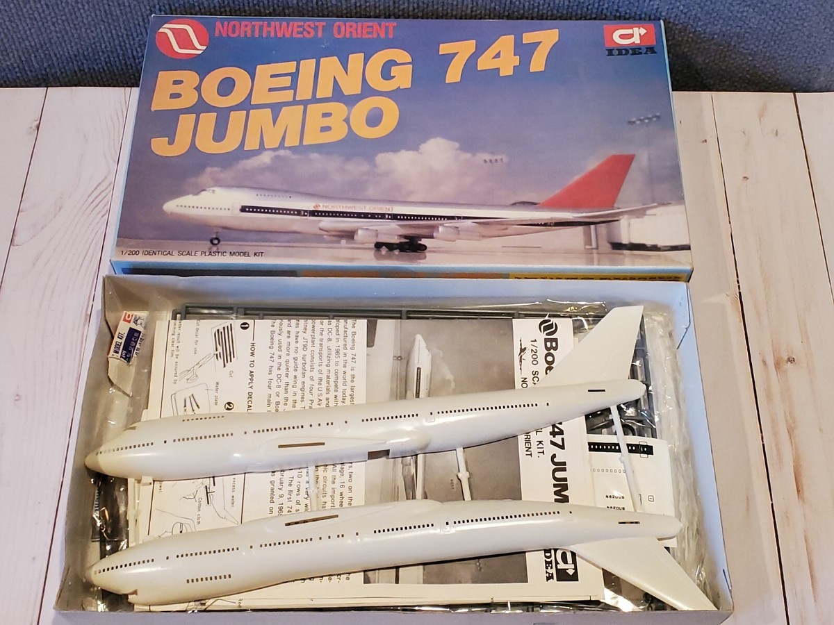 Idea Northwest Orient Boeing 747 Jumbo Jet Plane 1:200 Scale