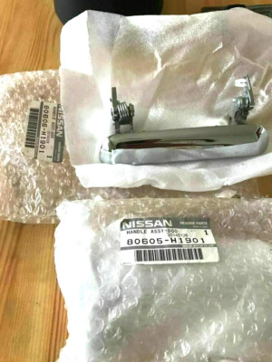 NISSAN Front Door Outside Handle 80605-H1901 80606-H1901 DATSUN