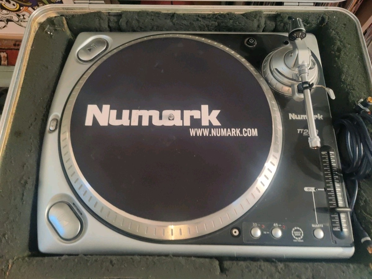 Numark TT200 High-Torque DJ Turntable w / SKB Carrying Case
