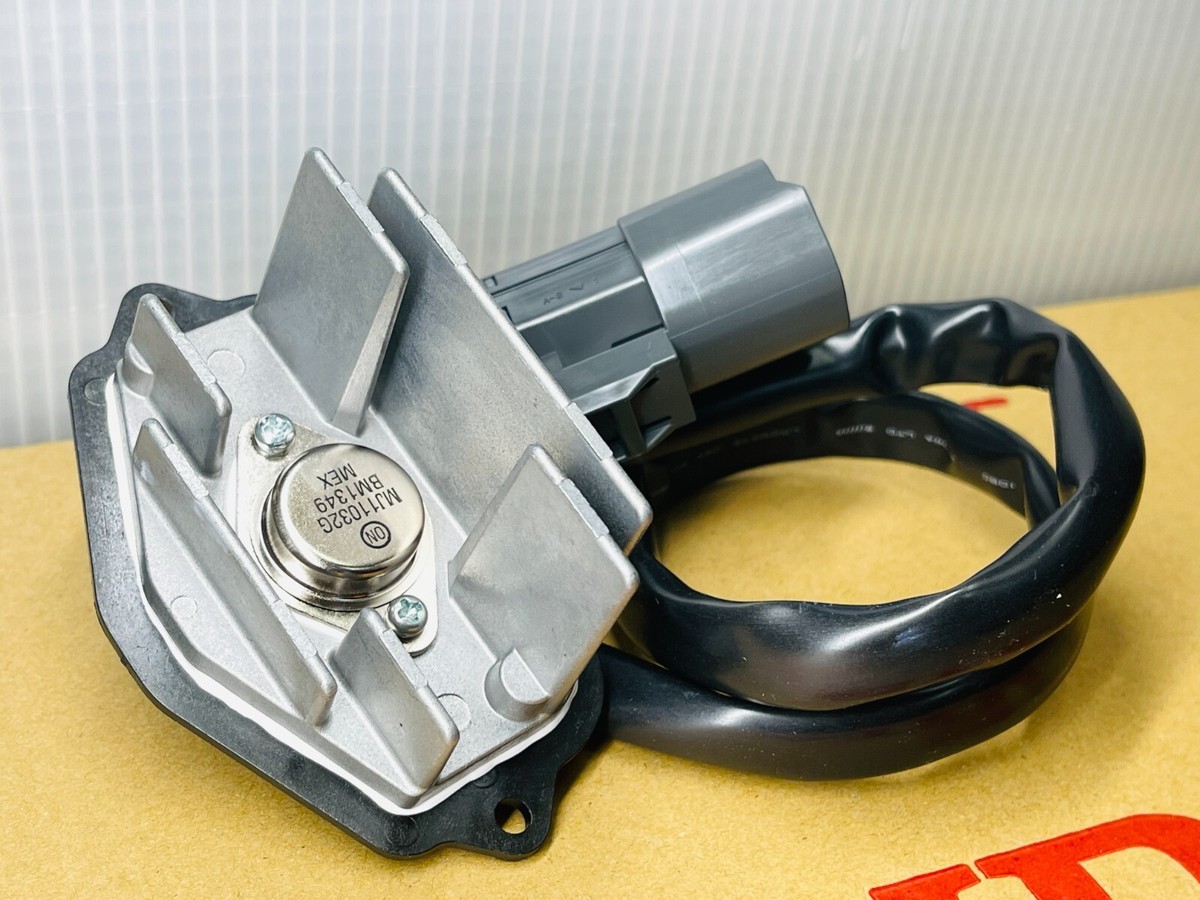 ひ*ー様 NSX ( カーボン) ラジエターブラケット NA1.NA2 ひ*ー様 NSX