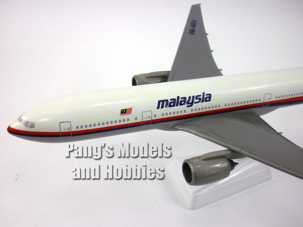 Flight Miniatures Malaysia Airlines 50th Anniversary Boeing 777 1
