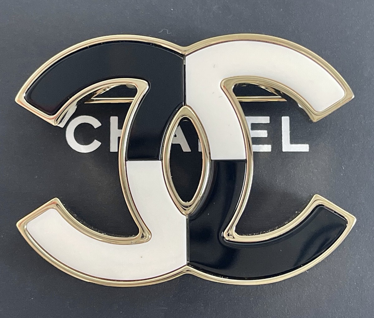 CHANEL CC LOGO Brooch Pin Black/White Gold NWT 2023 Italy large