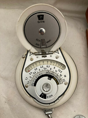 Vintage Bertram Chrostar Light Meter w/Box Instructions Excellent