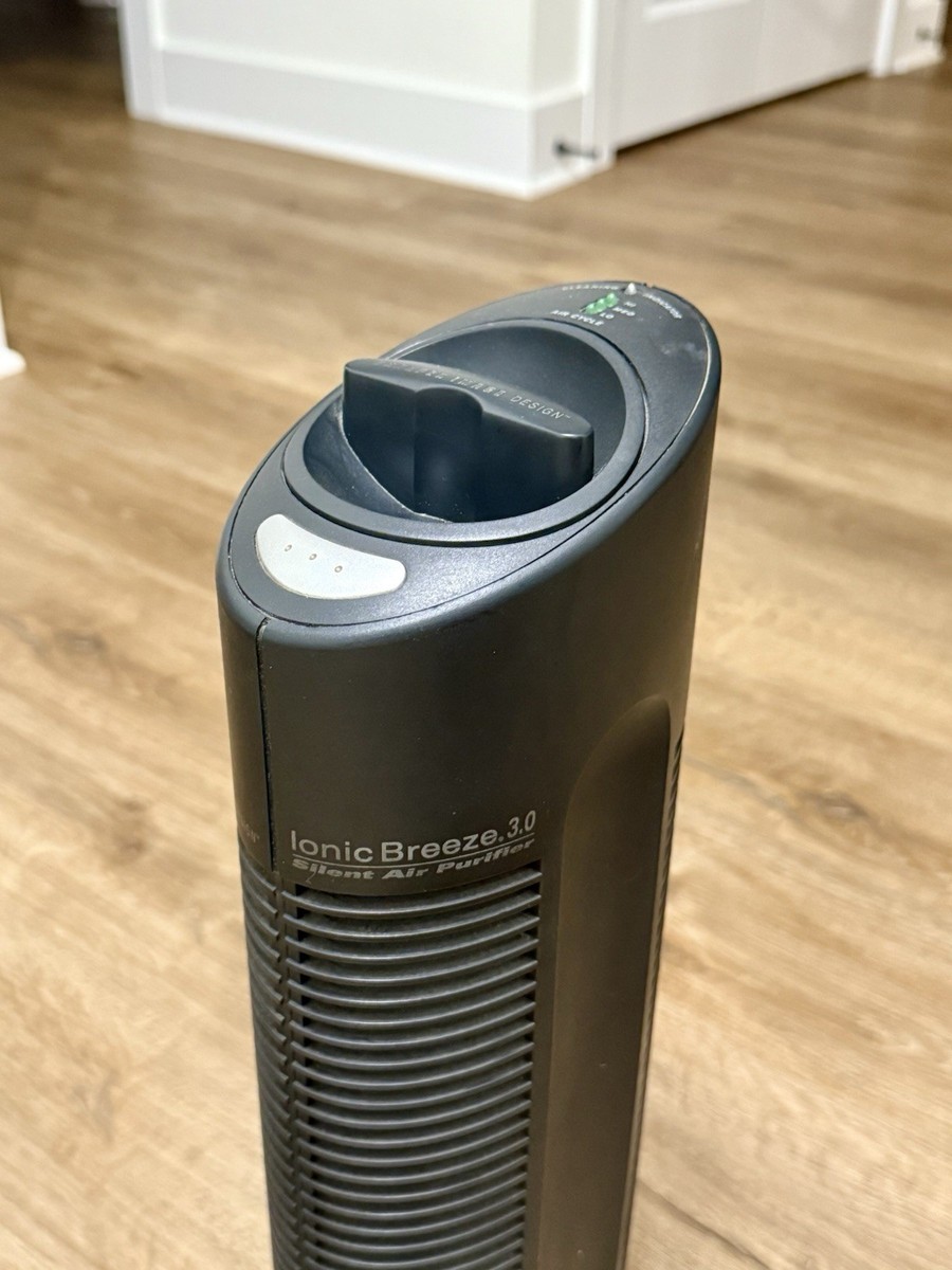 Sharper Image SI397 Ionic Breeze 3.0 Silent Air Purifier Ionizer