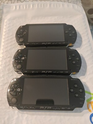 Mint Sony PSP 1000 Console System in Black with Charger import
