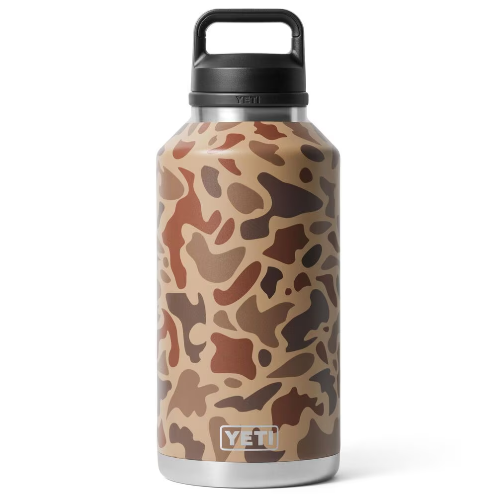 NEW Yeti Rambler 64oz Bottle w/ Chug Cap Wetlands Camo Water 2025