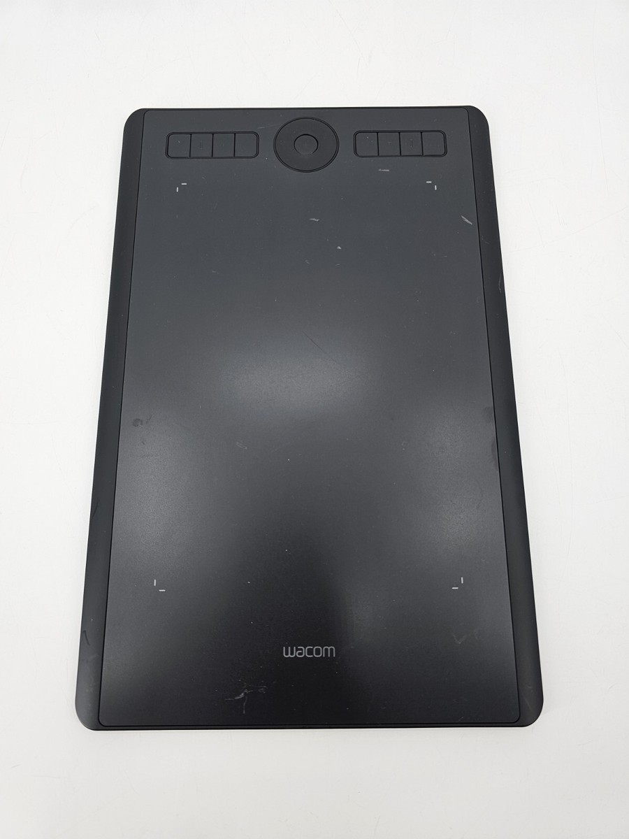 Wacom Pen Tablet Intuos Pro PTH-660 Model Graphics Tablet Black