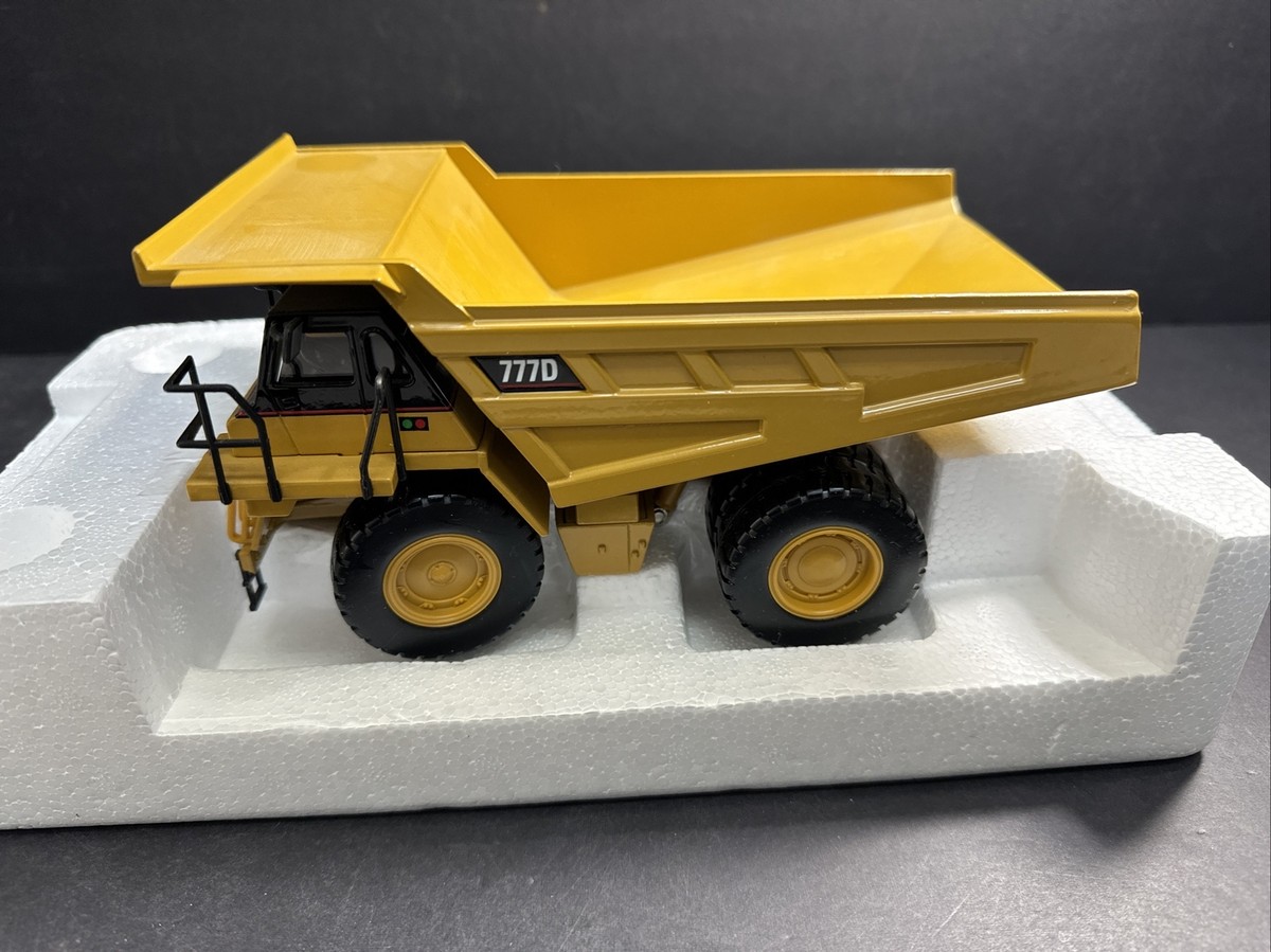 CAT CATERPILLAR 777D OFF-HIGHWAY TRUCK 1:50 SCALE MODEL - NORSCOT