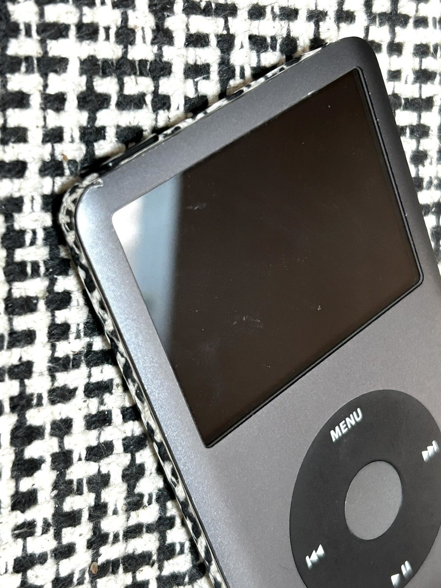 Apple iPod Classic 7th Gen 160GB Black Model MC297J Working Used