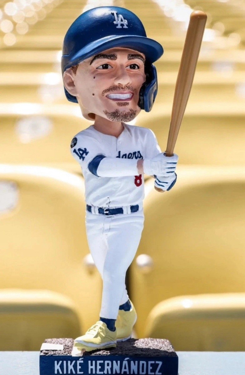 2025/7/22球場先着配布 テオスカーヘルナンデス ボブルヘッド