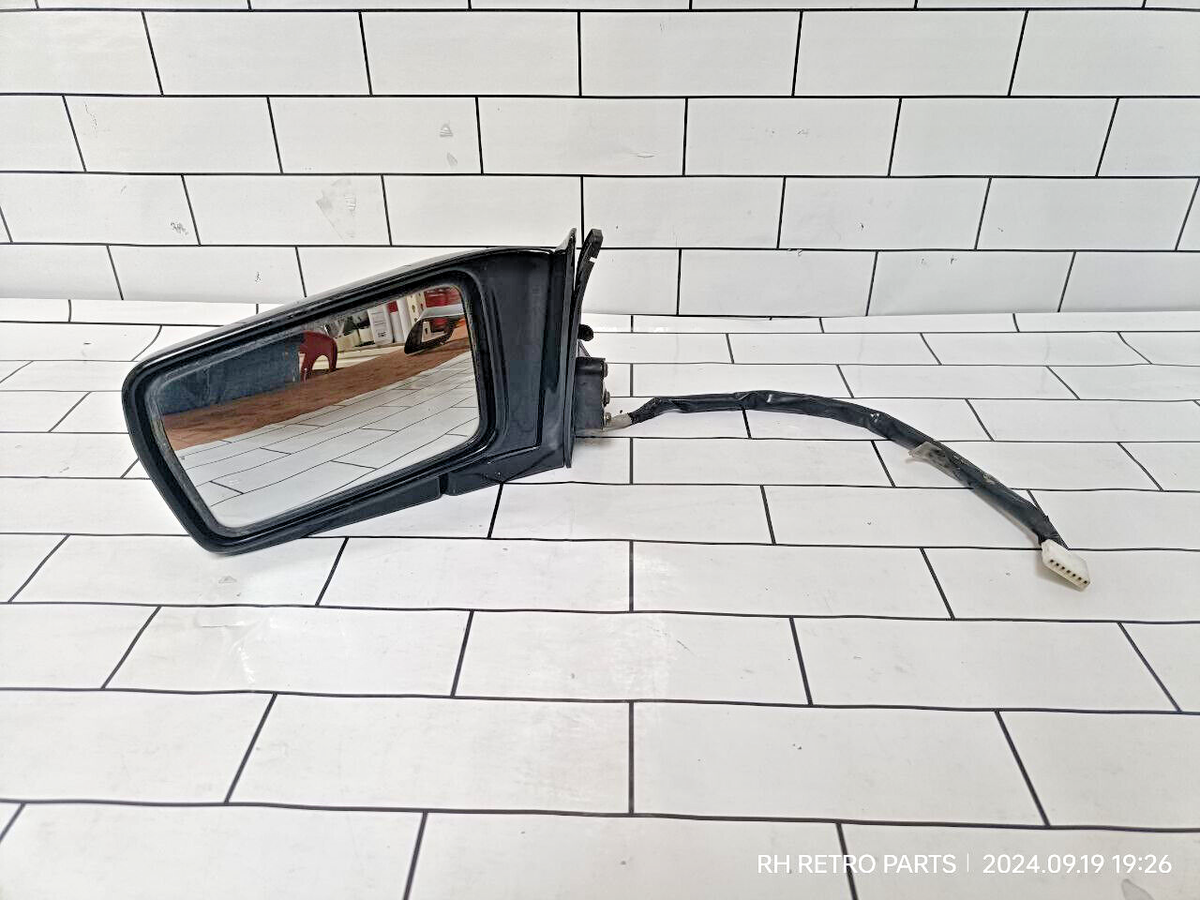 Toyota Cressida Mark II GX70 GX71 MX71 Electric Side Mirror LH